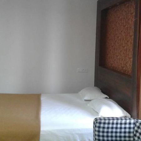 Hotel Gowri Sankar Ambasamudram Exterior photo